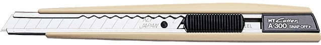 NT Cutter Cutter A-300, boîtier en plastique, beige — Lame 9 mm - OEM h1310648